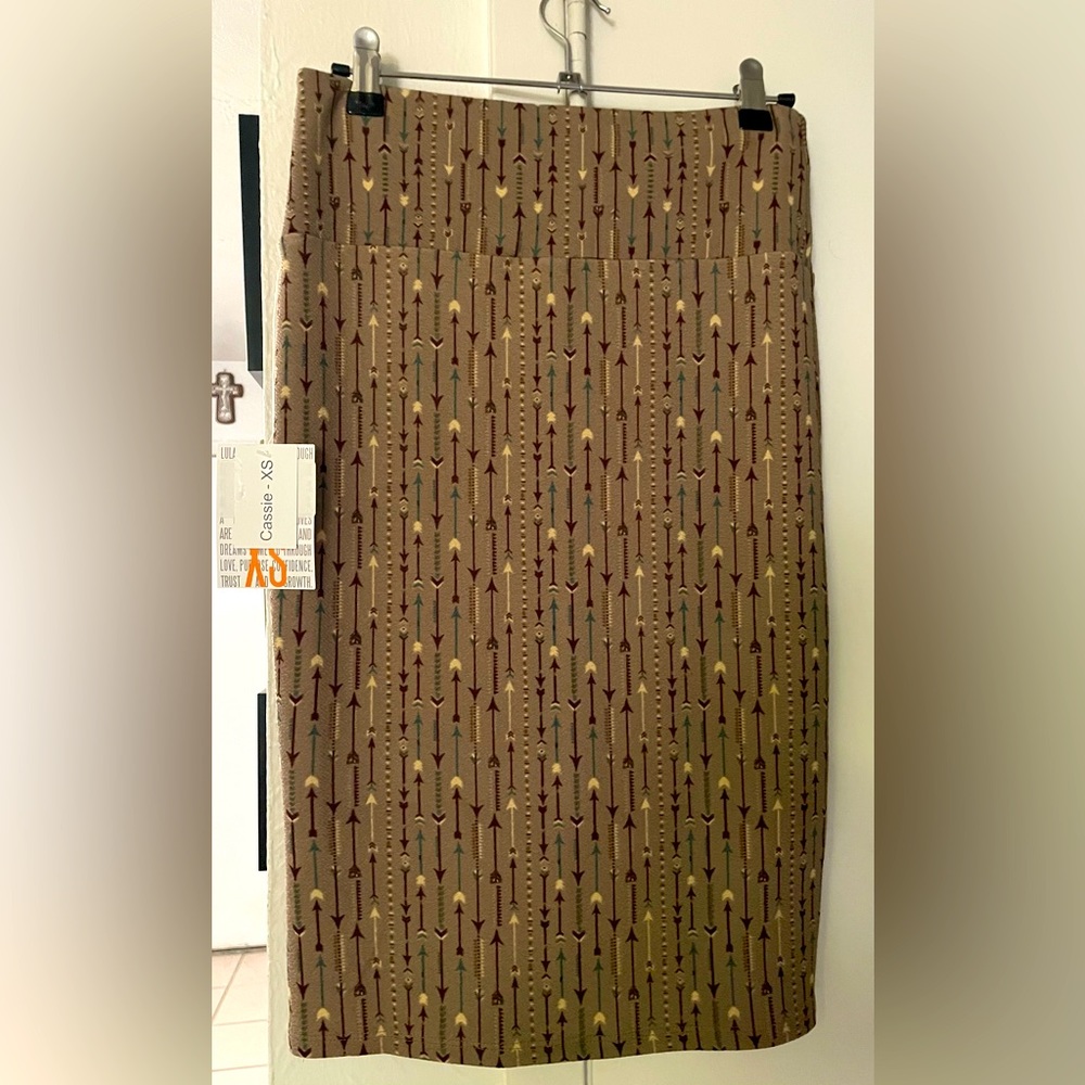 LuLaRoe Pencil Skirt (Cassie)